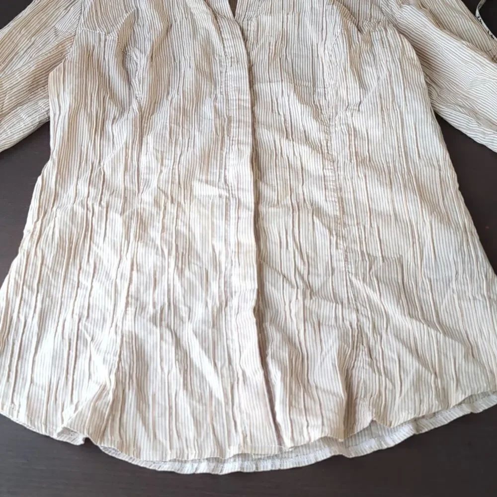 Le Chateau Striped Beige and Cream Pintick Shirt Size S - Picture 8 of 10
